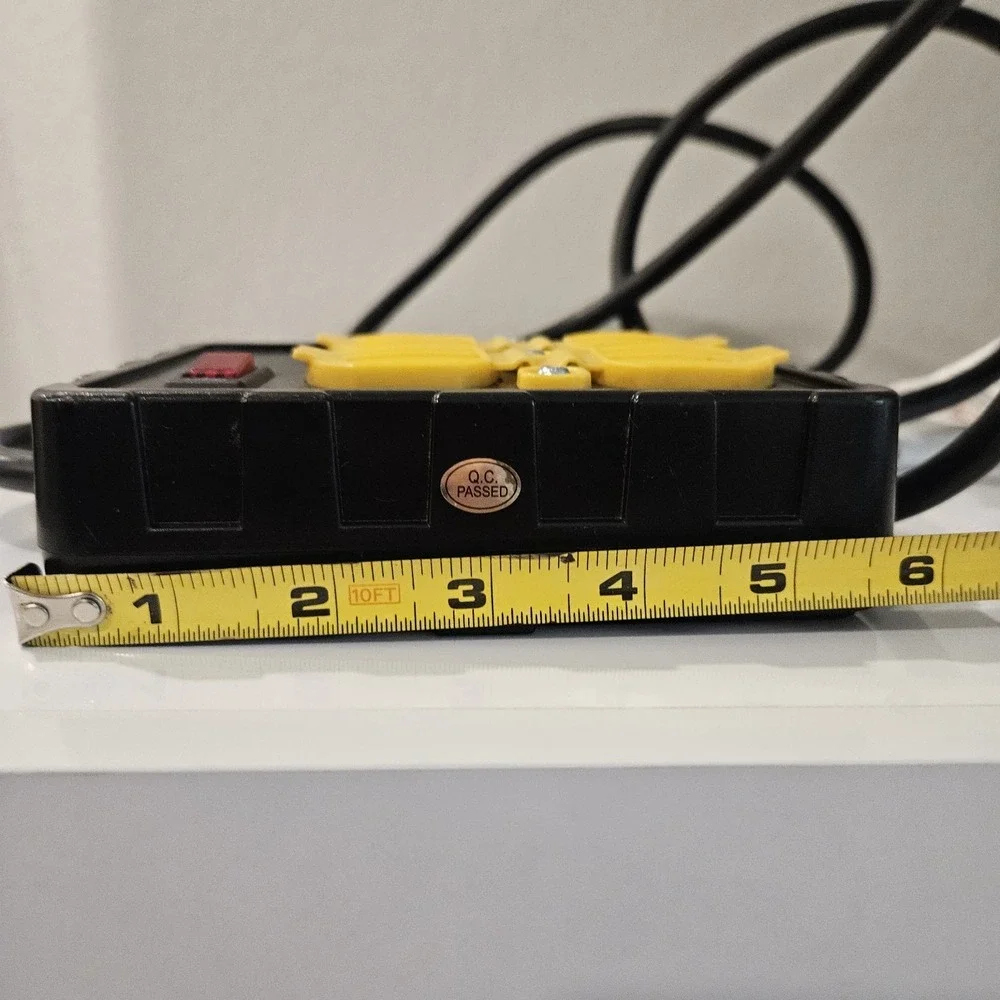 Tower Manufacturing Over-Load Guard 8-ft 14/3 3-Prong SJTW General Ext Cord